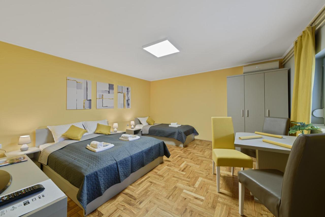 Dumalux Garden Apartment Subotica Exterior photo