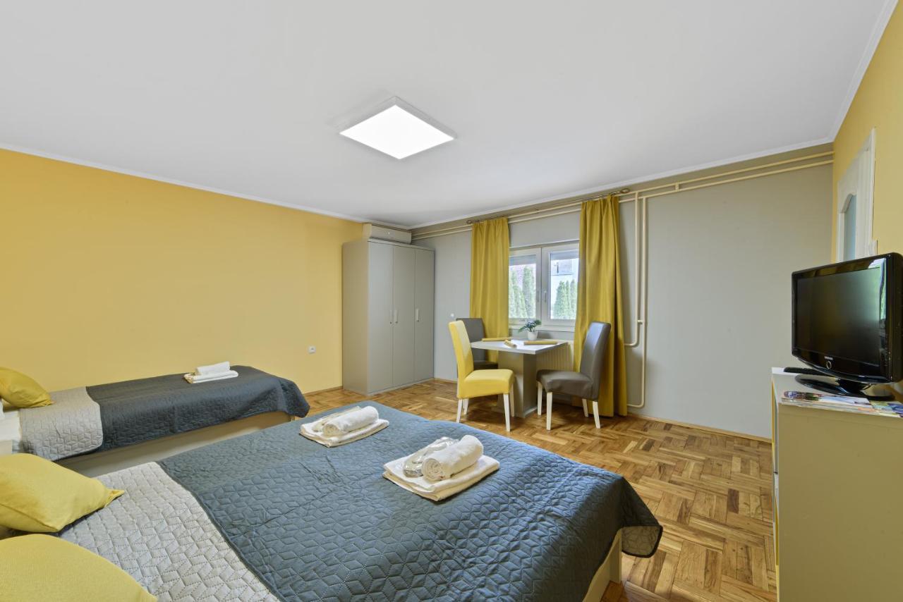 Dumalux Garden Apartment Subotica Exterior photo